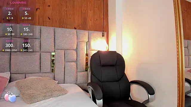 Saori newman online show from 10-11-25, 11:55