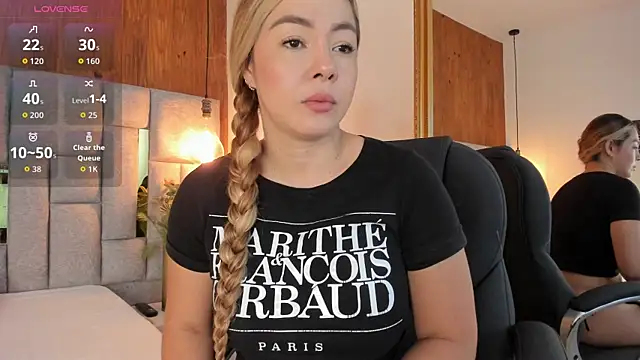 Saori newman online show from 09-10-25, 11:53