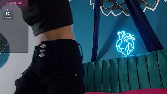 Lunamistyc online show from 10-24-25, 07:35