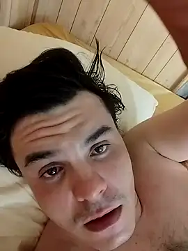 RobbyThrobb online show from 12-17-24, 11:16