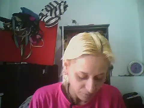 ariana crazzy online show from 01-15-26, 09:40