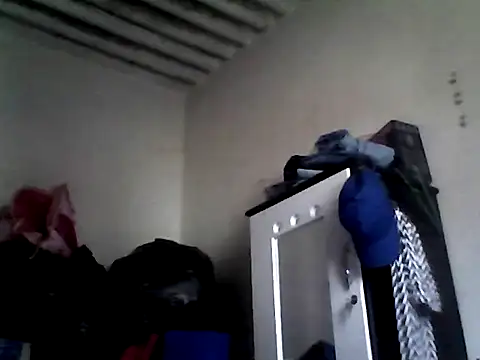 ariana crazzy online show from 02-20-25, 02:35
