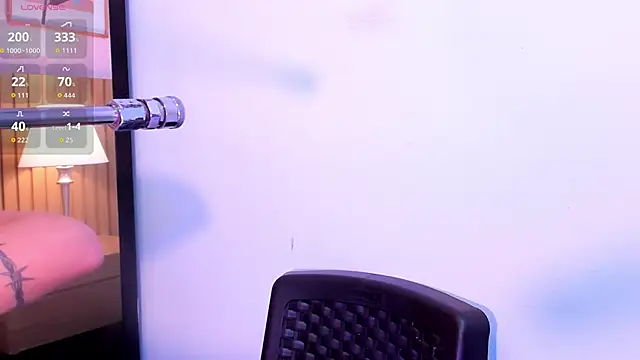 Snapshot of sexy_mich_18 chatting on 02-06-26, 08:27 sexy mich 18 online show from 02-06-26, 08:27