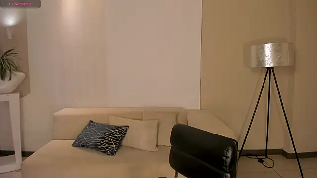 AlinaKravitz online show from 03-13-26, 11:48