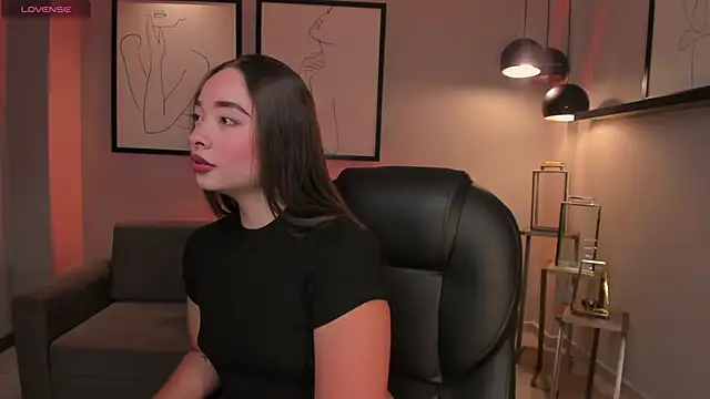 AlinaKravitz online show from 12-05-25, 11:42