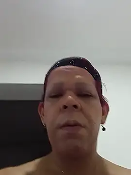 Snapshot of blondebitchlitle chatting on 07-18-26, 10:35 blondebitchlitle online show from 07-18-26, 10:35