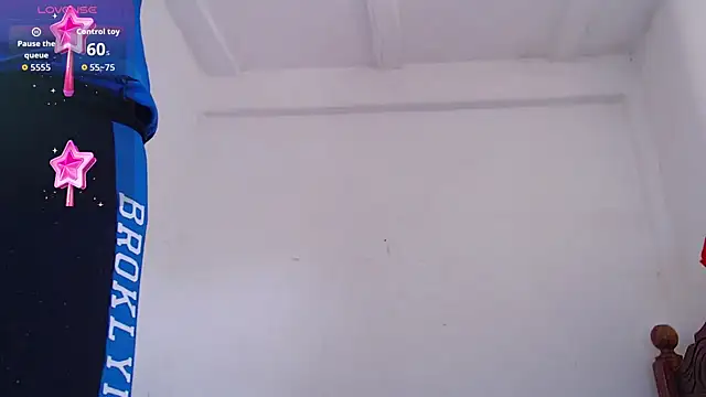 Snapshot of blondebitchlitle chatting on 06-21-26, 02:23 blondebitchlitle online show from 06-21-26, 02:23