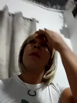 blondebitchlitle online show from 01-08-26, 11:55