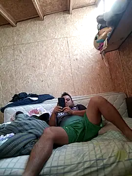 Snapshot of TheBriiaand30 chatting on 10-19-25, 08:44 TheBriiaand30 online show from 10-19-25, 08:44