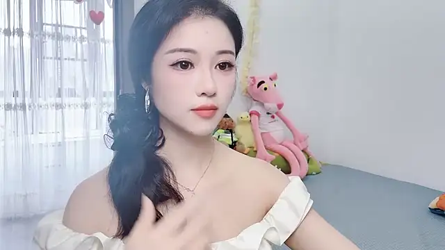 Snapshot of starsqimei chatting on 09-22-25, 05:13 starsqimei online show from 09-22-25, 05:13