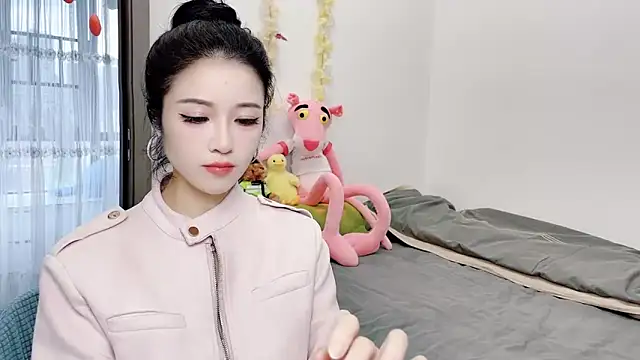 Snapshot of starsqimei chatting on 10-21-25, 05:18 starsqimei online show from 10-21-25, 05:18