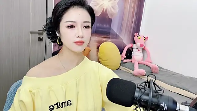 Snapshot of starsqimei chatting on 11-09-25, 05:11 starsqimei online show from 11-09-25, 05:11