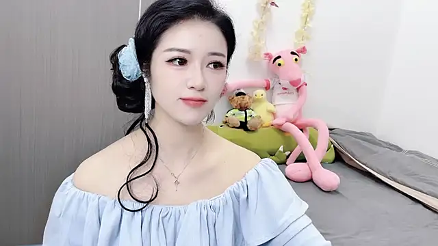 Snapshot of starsqimei chatting on 10-29-25, 04:33 starsqimei online show from 10-29-25, 04:33