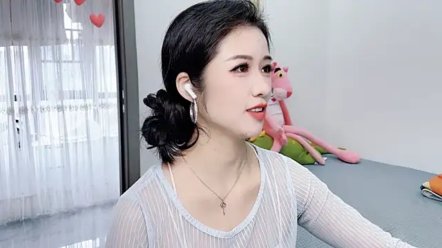 Snapshot of starsqimei chatting on 09-25-25, 05:02 starsqimei online show from 09-25-25, 05:02