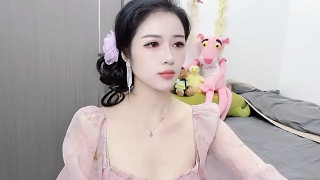 Snapshot of starsqimei chatting on 10-25-25, 05:17 starsqimei online show from 10-25-25, 05:17