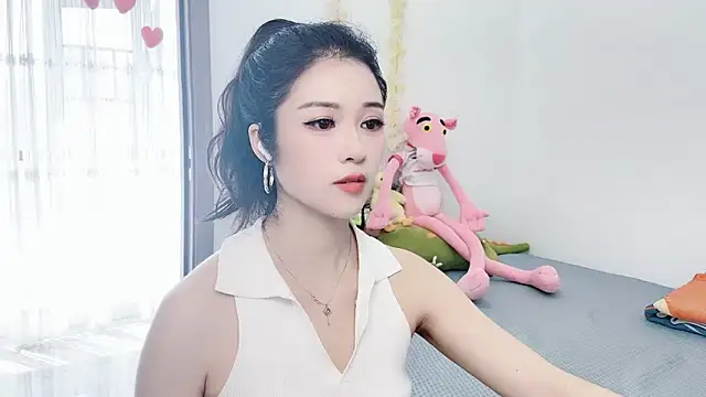 Snapshot of starsqimei chatting on 10-08-25, 05:42 starsqimei online show from 10-08-25, 05:42