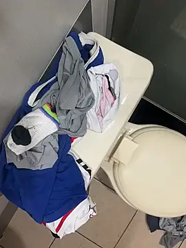 mylovetr1 online show from 03-11-25, 06:08