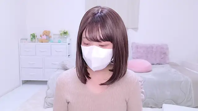 Snapshot of aki_zzz chatting on 12-13-24, 04:05 aki zzz online show from 12-13-24, 04:05