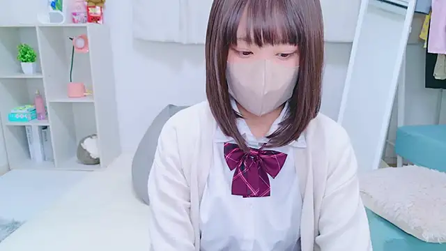 Snapshot of aki_zzz chatting on 12-14-24, 06:56 aki zzz online show from 12-14-24, 06:56