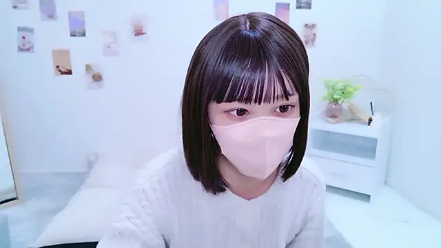 Snapshot of aki_zzz chatting on 10-21-25, 09:14 aki zzz online show from 10-21-25, 09:14