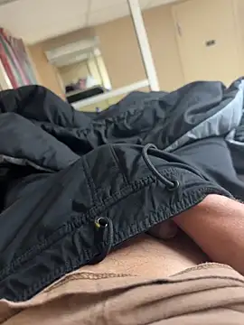 Shipmate-boricua online show from 03-11-25, 04:51