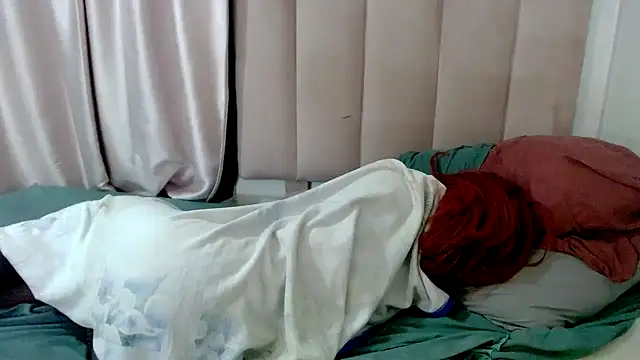 Snapshot of Kikiblaze77 chatting on 12-07-24, 01:30 Kikiblaze77 online show from 12-07-24, 01:30