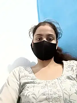 Snapshot of magicmoment00786 chatting on 09-11-25, 01:44 magicmoment00786 online show from 09-11-25, 01:44