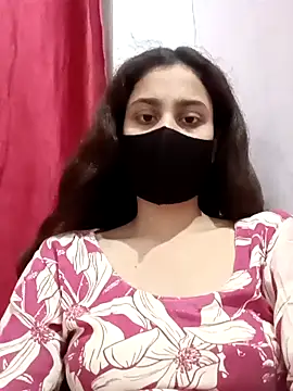 Snapshot of magicmoment00786 chatting on 10-03-25, 01:23 magicmoment00786 online show from 10-03-25, 01:23