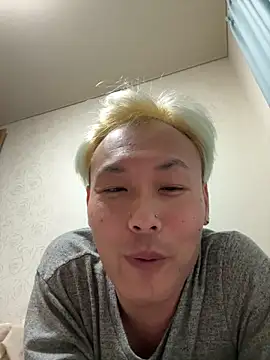 Snapshot of kouji8800 chatting on 01-03-25, 12:40 kouji8800 online show from 01-03-25, 12:40