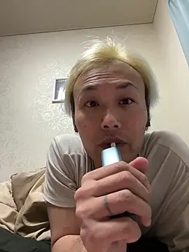 Snapshot of kouji8800 chatting on 03-07-25, 11:29 kouji8800 online show from 03-07-25, 11:29