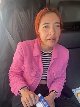 Snapshot of alexxxa69 chatting on 03-21-25, 12:28 alexxxa69 online show from 03-21-25, 12:28