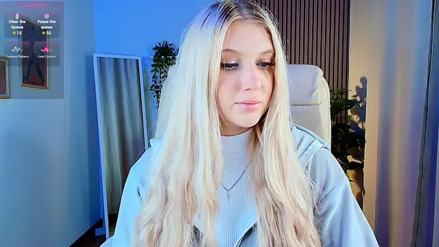 Evacadooo online show from 02-26-26, 02:33