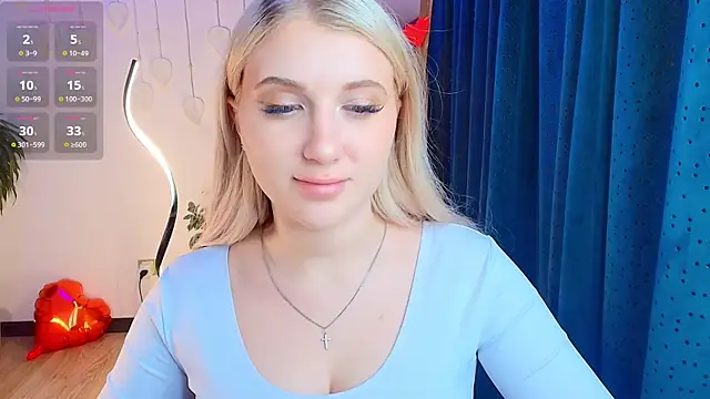 Evacadooo online show from 02-18-26, 02:20