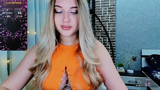 Evacadooo online show from 11-23-25, 02:21