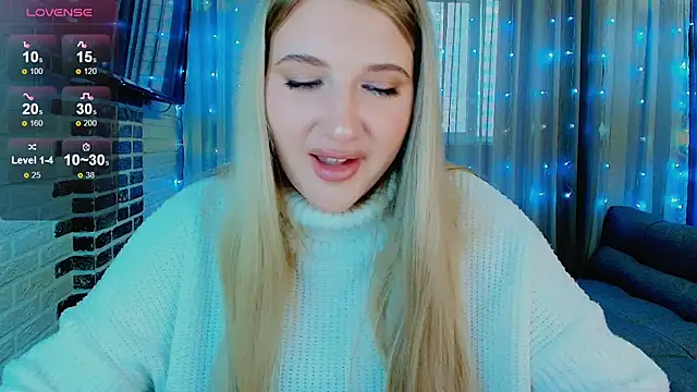 Evacadooo online show from 10-04-25, 07:21