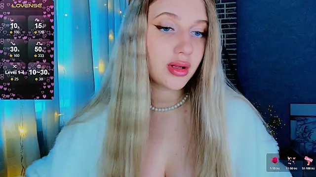 Evacadooo online show from 11-14-25, 03:21