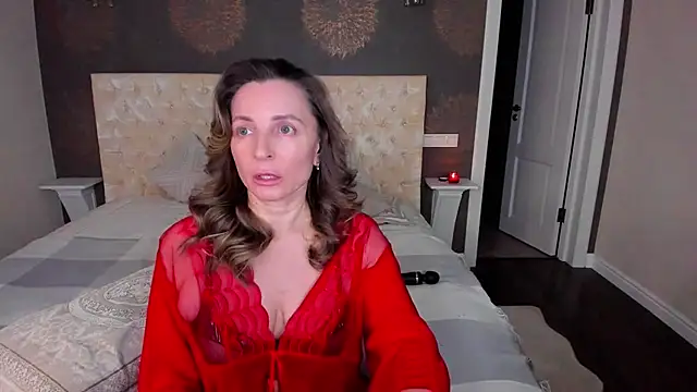 AllisonWilliams online show from 01-20-25, 04:34