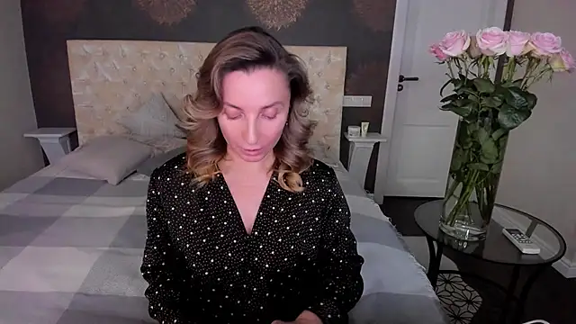 AllisonWilliams online show from 12-02-25, 05:47