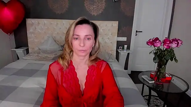 AllisonWilliams online show from 03-25-26, 03:44