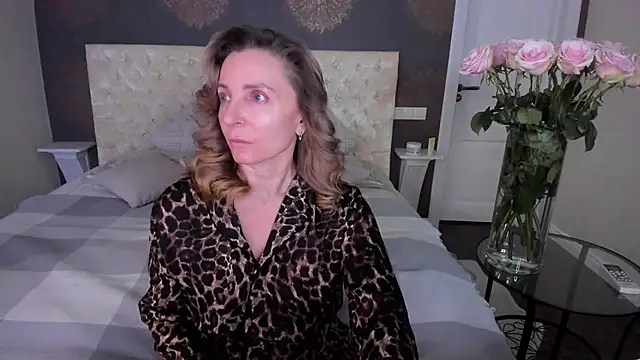 AllisonWilliams online show from 12-03-25, 06:07