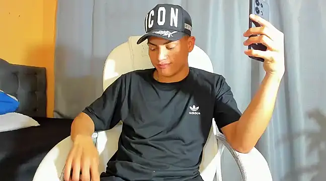 Andres thompson22 online show from 01-08-25, 10:58