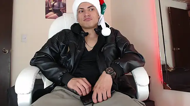 Andres thompson22 online show from 12-23-24, 06:11