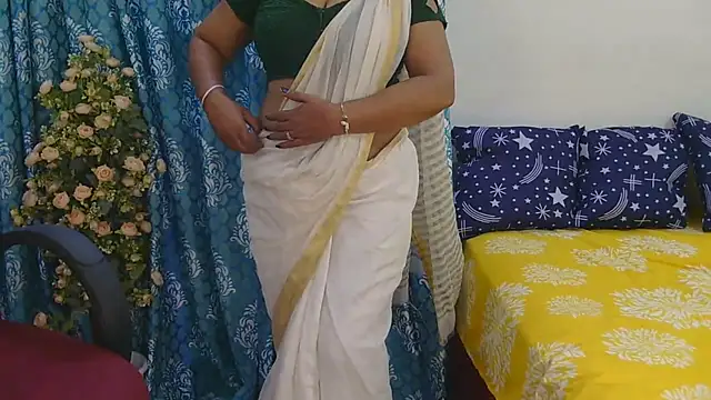 Snapshot of indian_anu_mallu chatting on 07-06-26, 03:03 indian anu mallu online show from 07-06-26, 03:03