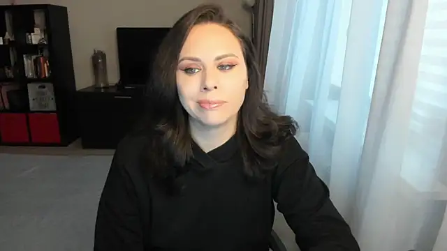 MollyCheiz online show from 11-11-25, 12:44