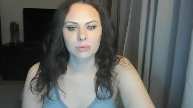 MollyCheiz online show from 04-14-26, 09:20