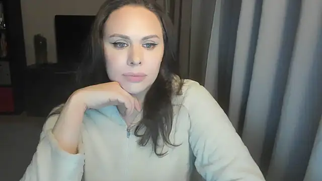 MollyCheiz online show from 02-12-26, 08:41