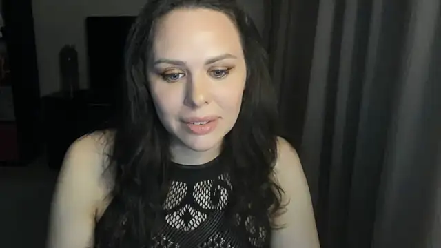 MollyCheiz online show from 06-25-26, 10:59