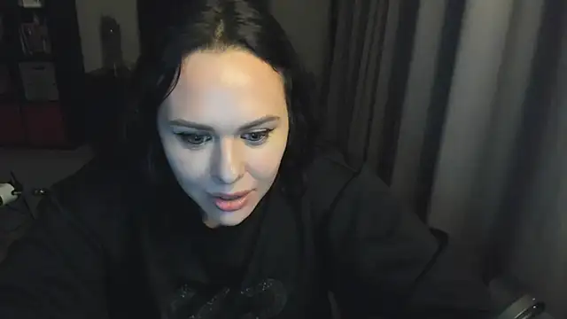 MollyCheiz online show from 09-15-25, 11:16