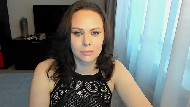 MollyCheiz online show from 11-06-25, 11:47