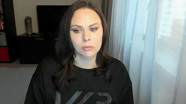 MollyCheiz online show from 11-13-25, 10:19